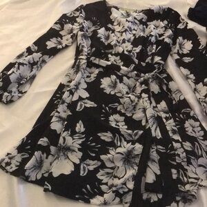 Gianni Bini Monochrome Floral Dress